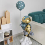 The Astronaut Holding a Balloon photo review
