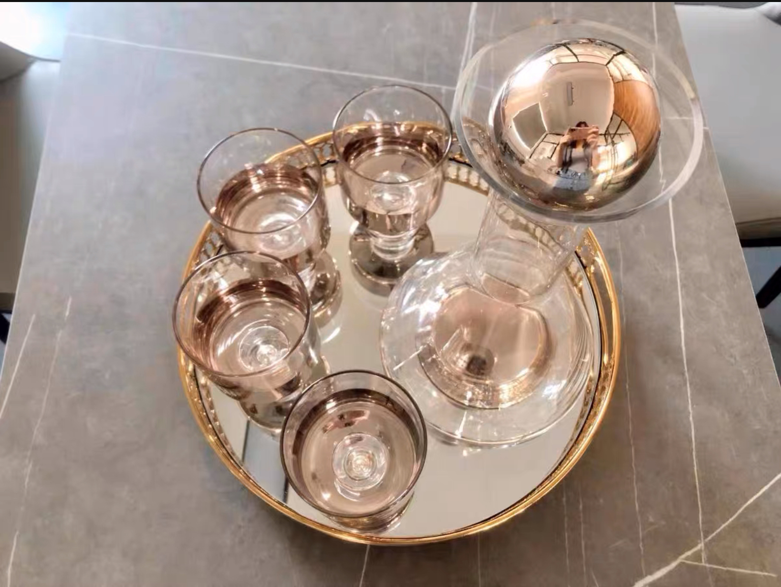 The Glass Set photo review