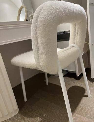 Chair photo review