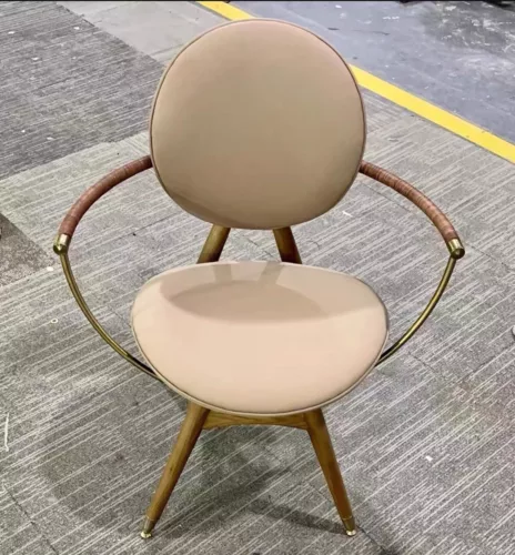 The Luxury Wooden Chair photo review